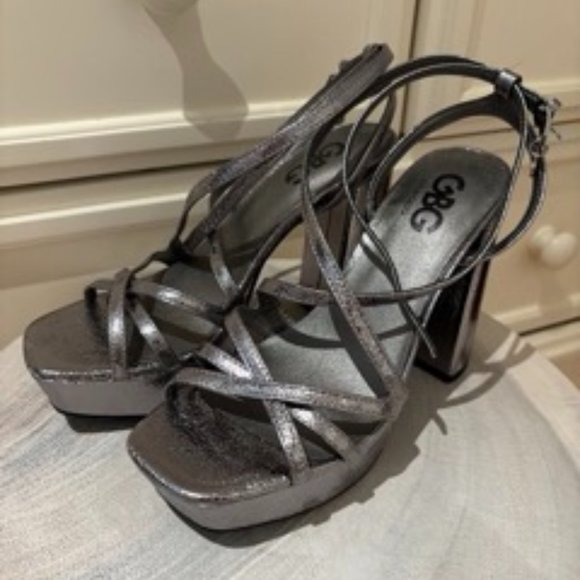 Size 6 GBG silver disco platform heels - Picture 1 of 4